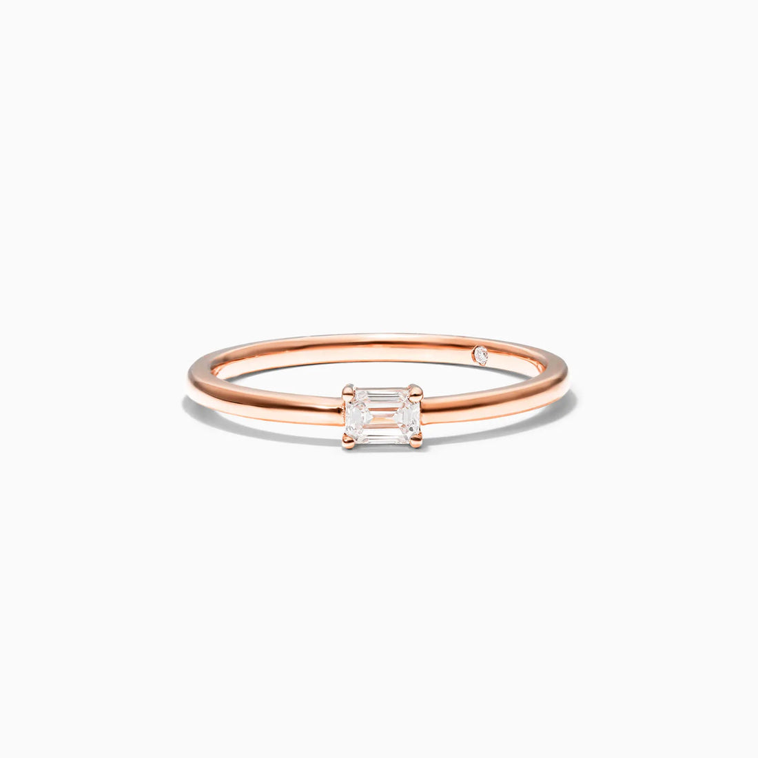 Anel De Ouro Rosa 18k Delicado Diamante Baguette Solitario