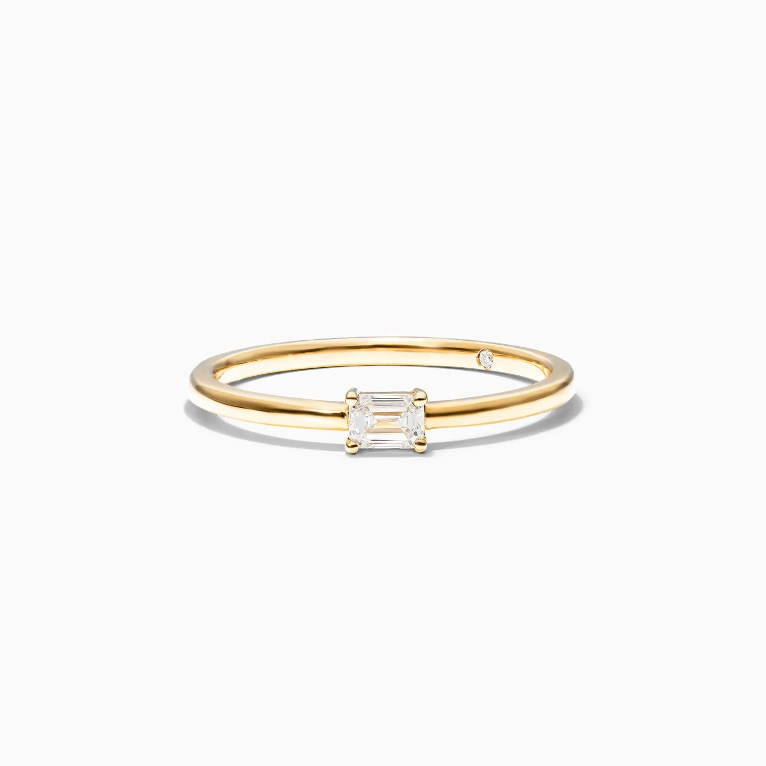 Anel De Ouro Amarelo 18k Delicado Diamante Baguette Solitario