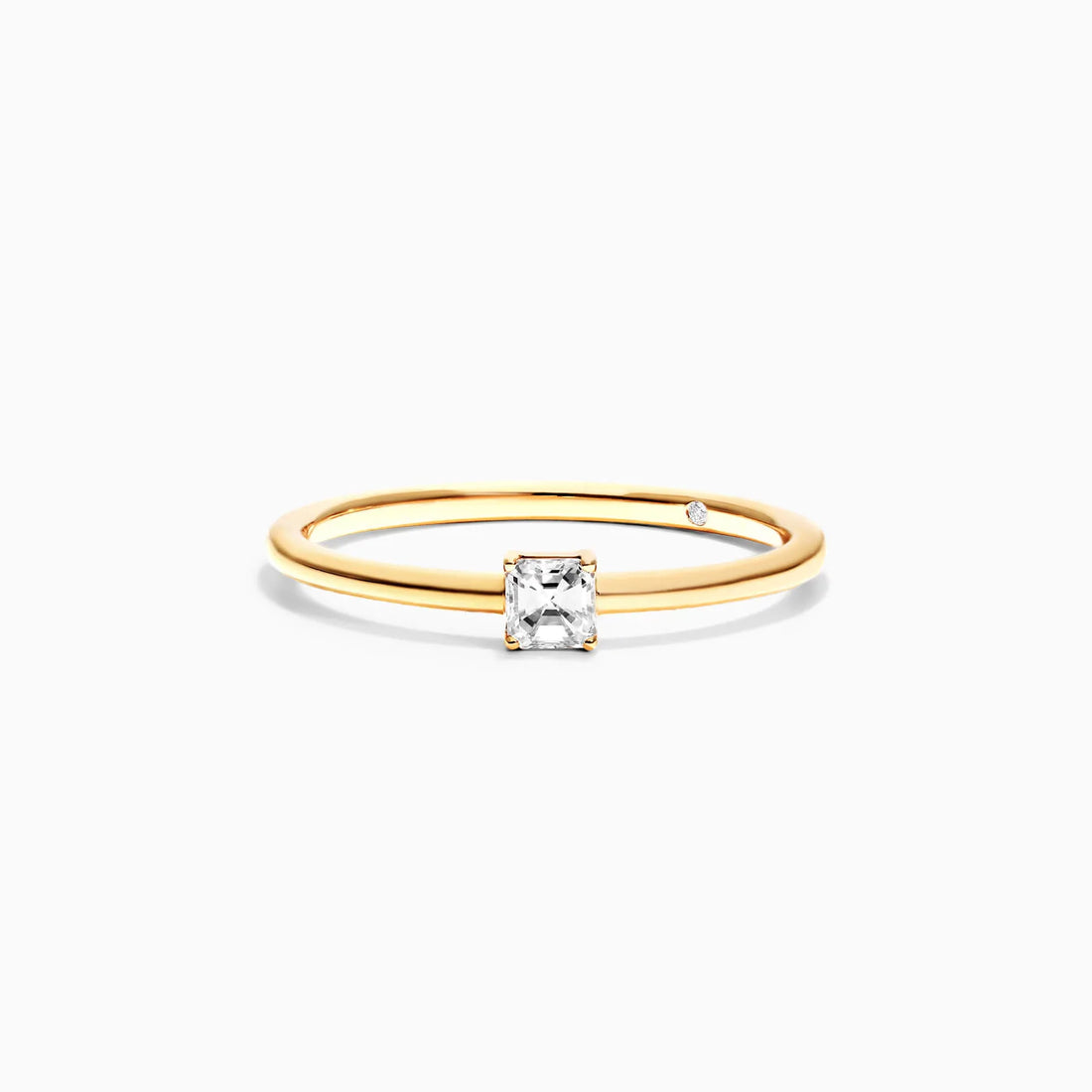 Anel De Ouro Amarelo 18k Delicado Diamante Quadrado Solitario