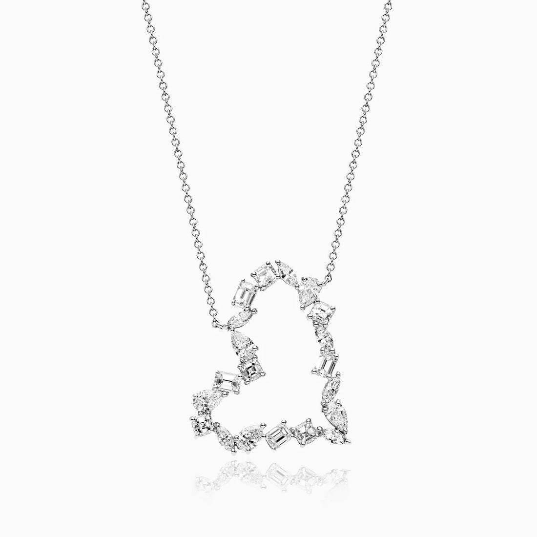 Corrente feminina em Ouro 18k diamantes coração luxo