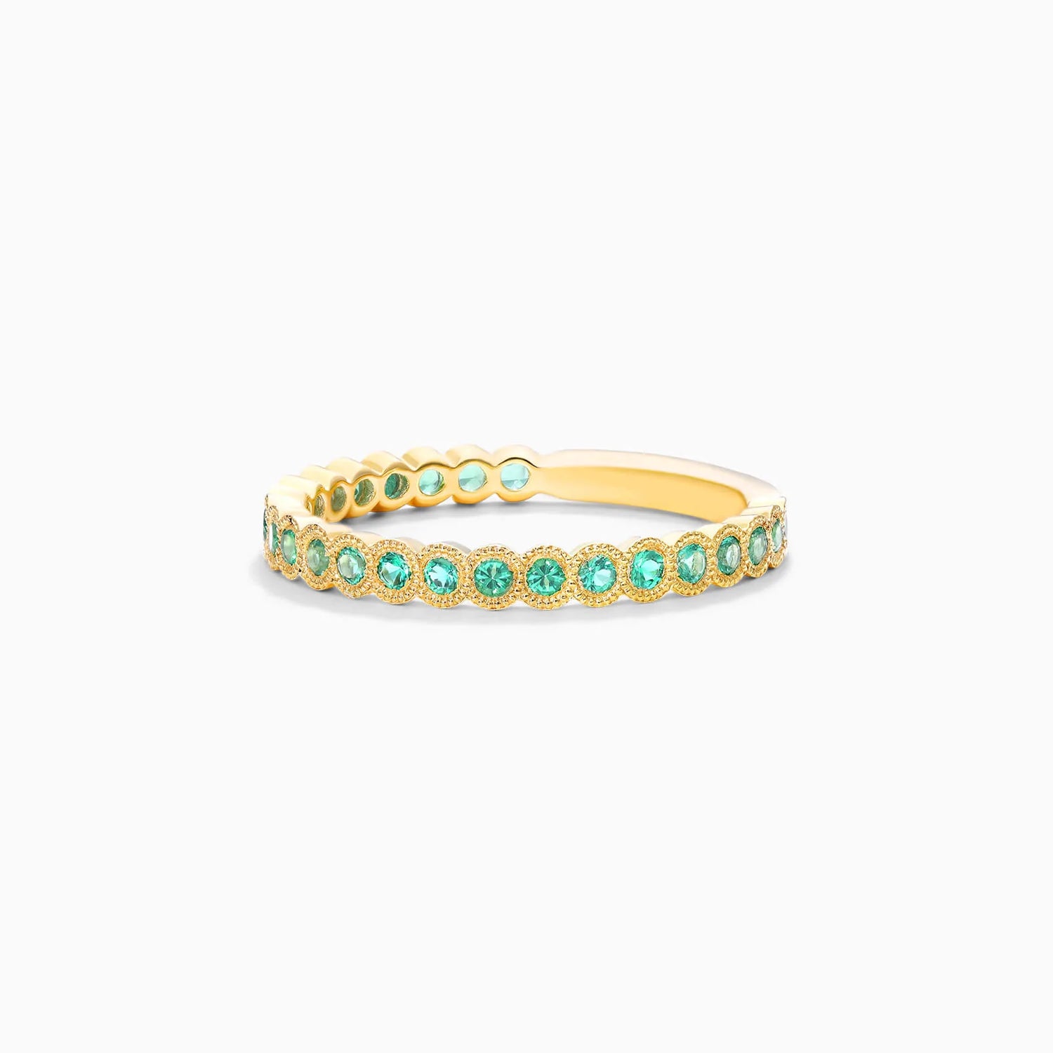 Anel Aparador de Esmeralda em Ouro 18k C/ Moldura de Luxo