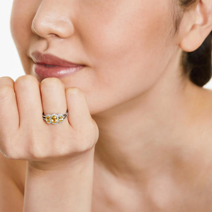 Anel De Ouro Branco 18k Três Safira Amarela e Diamantes