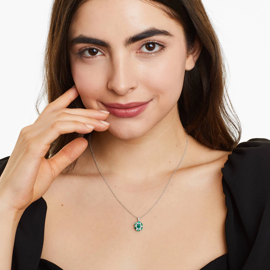 Colar Feminina Corrente  em Ouro 18k de Esmeralda e Diamantes Luxo