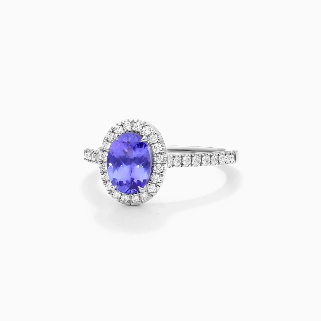 Anel De Tanzanita Roxo Em Ouro 18k C/ Diamantes Brilhantes