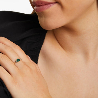 Anel De Ouro 18k iSabel C/ Esmeraldas Solitario e Diamantes