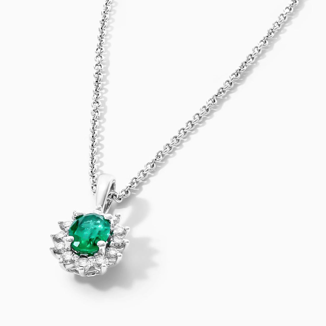 Corrente feminina em Ouro 18k diamantes e esmeralda Luxo