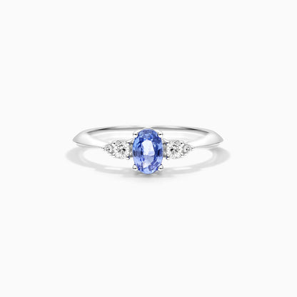 Anel De Ouro 18k Elsa  C/ Safira Azul Solitario e Diamantes