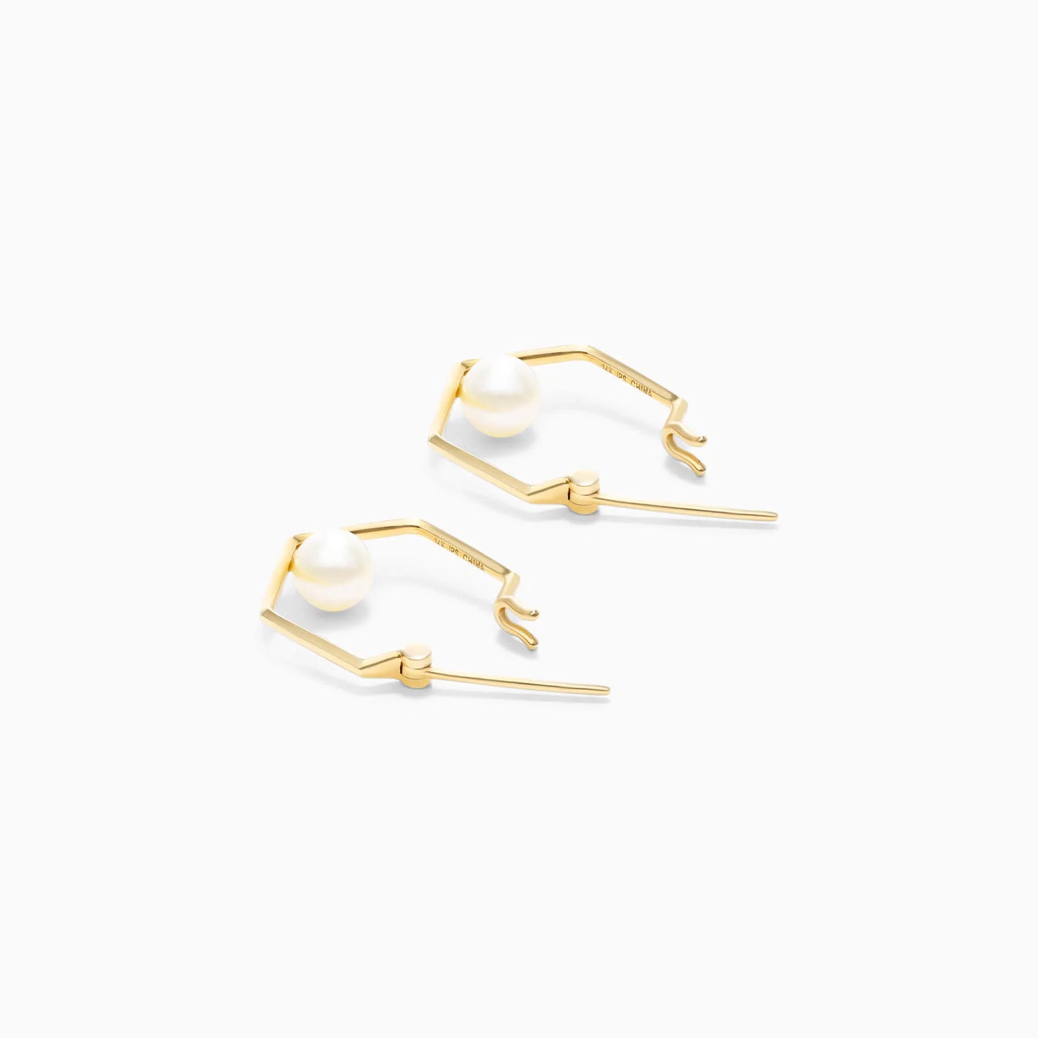 Brinco Argola de Ouro Amarelo 18k com Perolas Minimalista