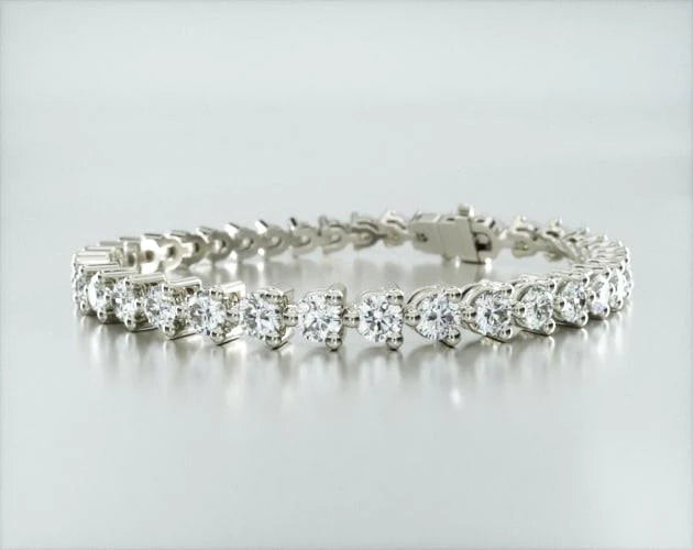 Pulseira Riviera Três Pontas De Diamante Ouro Branco 18K 800pts