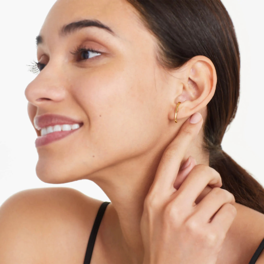 Brincos de Barra Curva em Ouro 18k Feminino Luxo