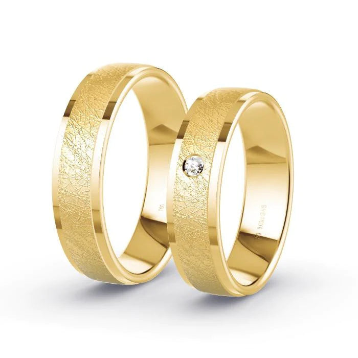 Par de Alianças de casamento noivado  ouro 18k diamantes 5mm Leona