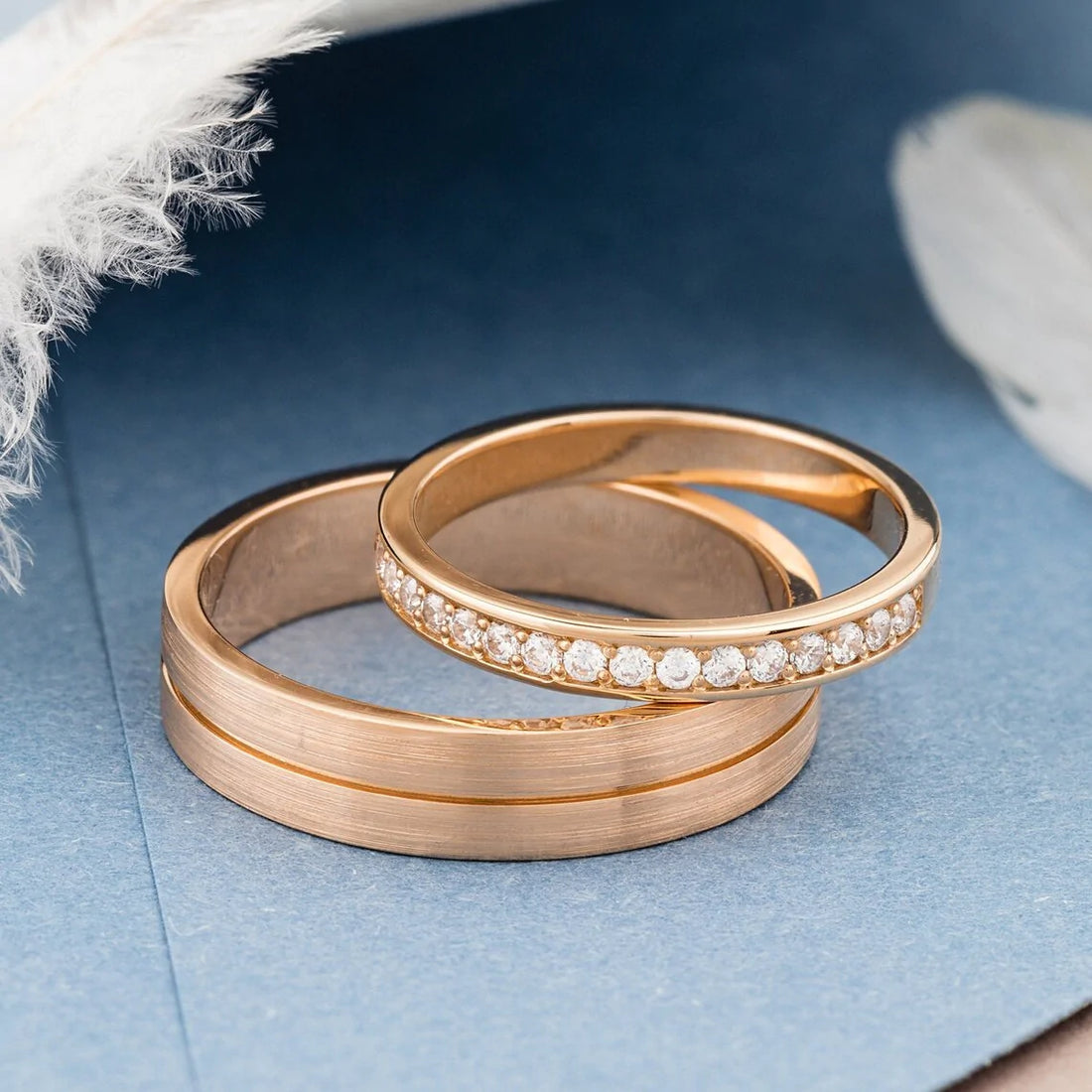 Par de Alianças de casamento noivado ouro 18k diamantes Mila