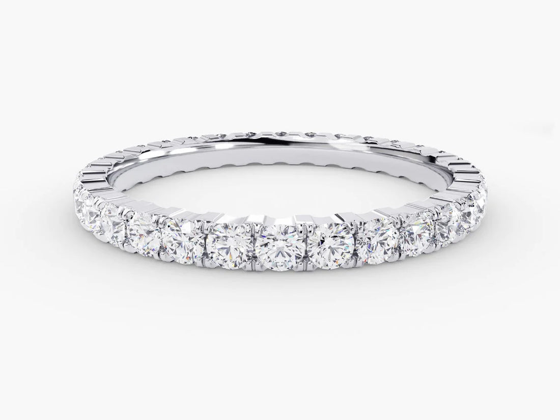 Anel de Ouro 18k Aparador Meia Aliança C/ Diamantes Brilhantes Ster