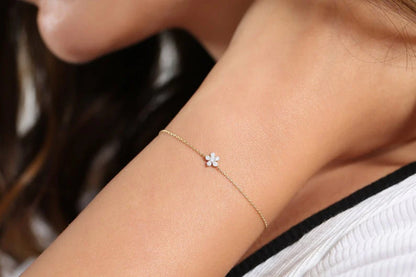 Pulseira Feminina Delicado de Ouro Branco 18k Flor Diamantes