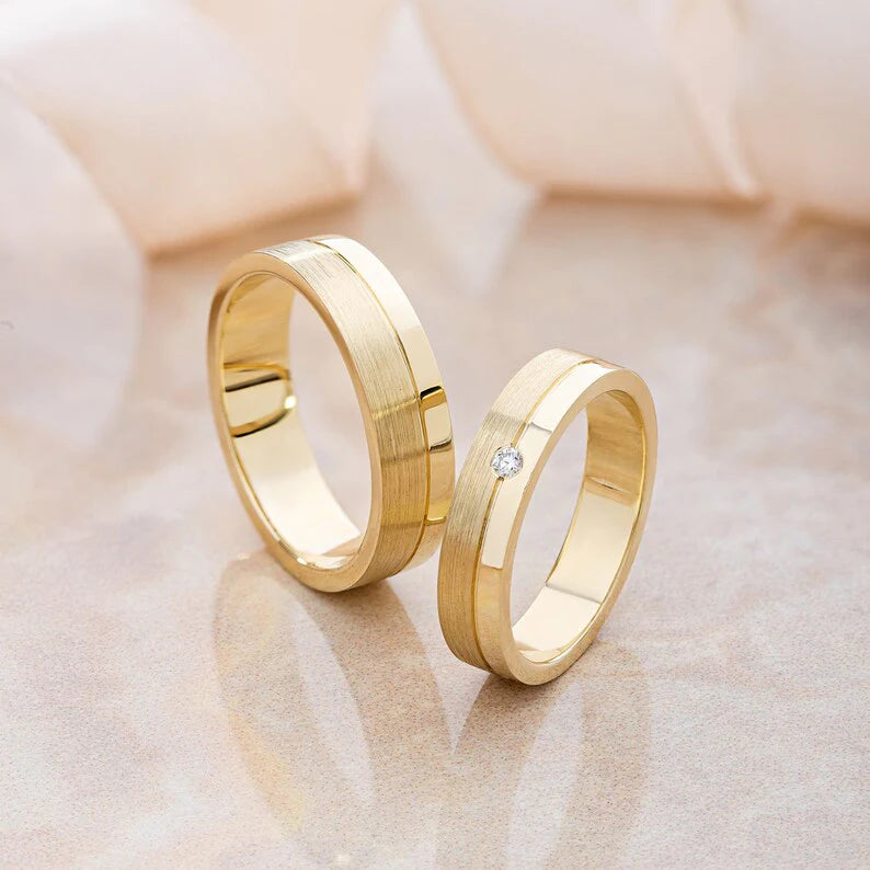 Par de Alianças de casamento noivado ouro 18k diamantes Loren