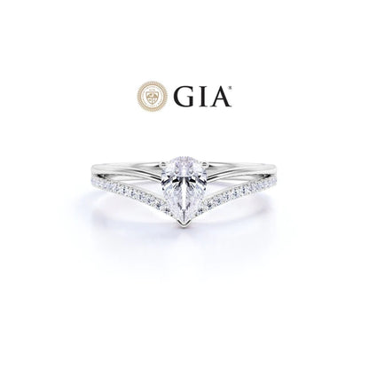 Anel Solitario De Ouro Branco 18k e Diamante Brilhante Pear