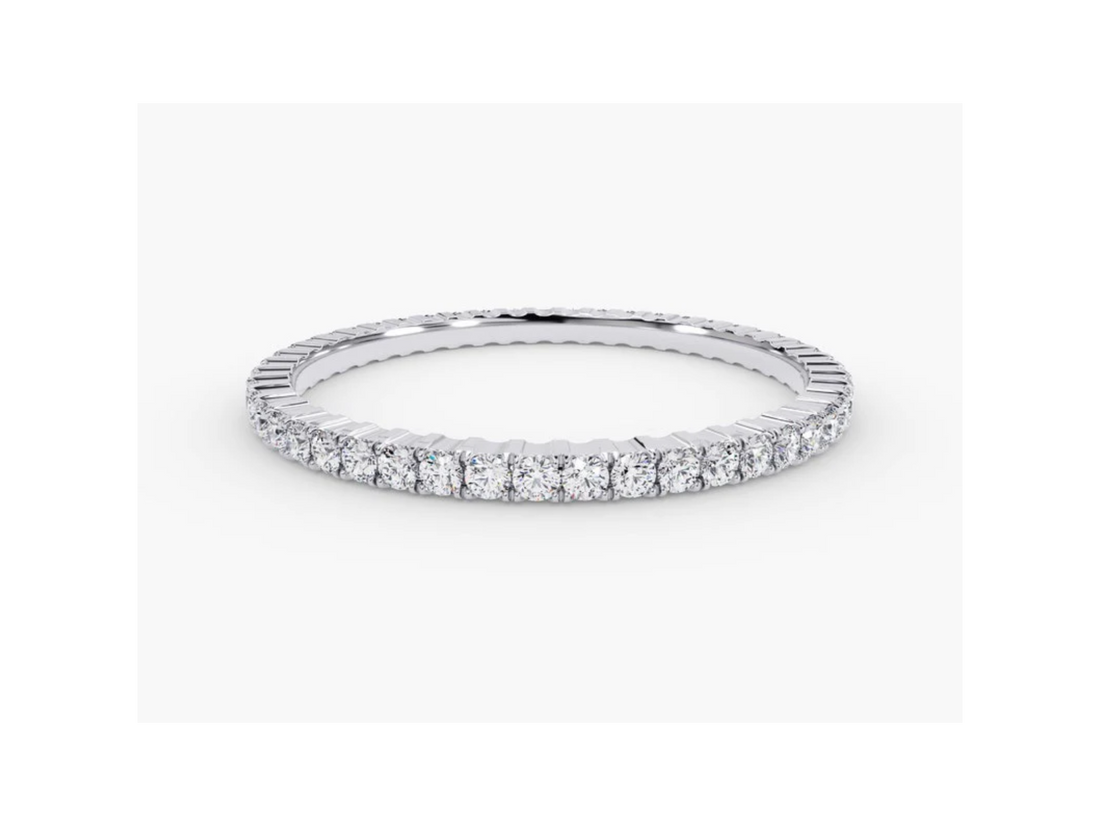 Anel de Ouro 18k Aparador Meia Aliança C/ Diamantes Brilhantes Anne